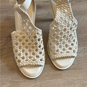 Vince Camuto Cream Woven Sandals